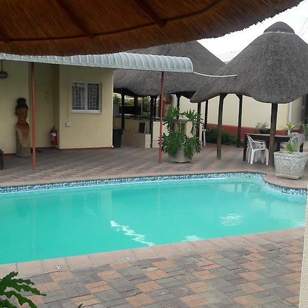 Guesthouse Villa Nina Okahandja Luaran gambar