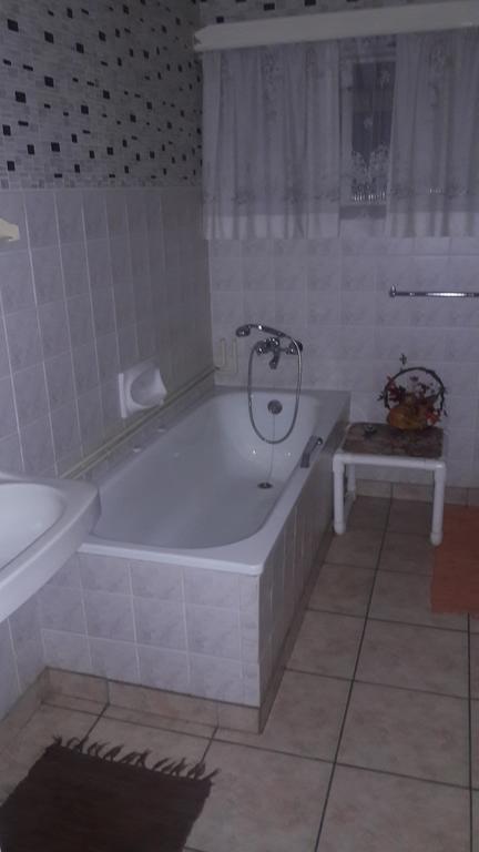 Guesthouse Villa Nina Okahandja Luaran gambar
