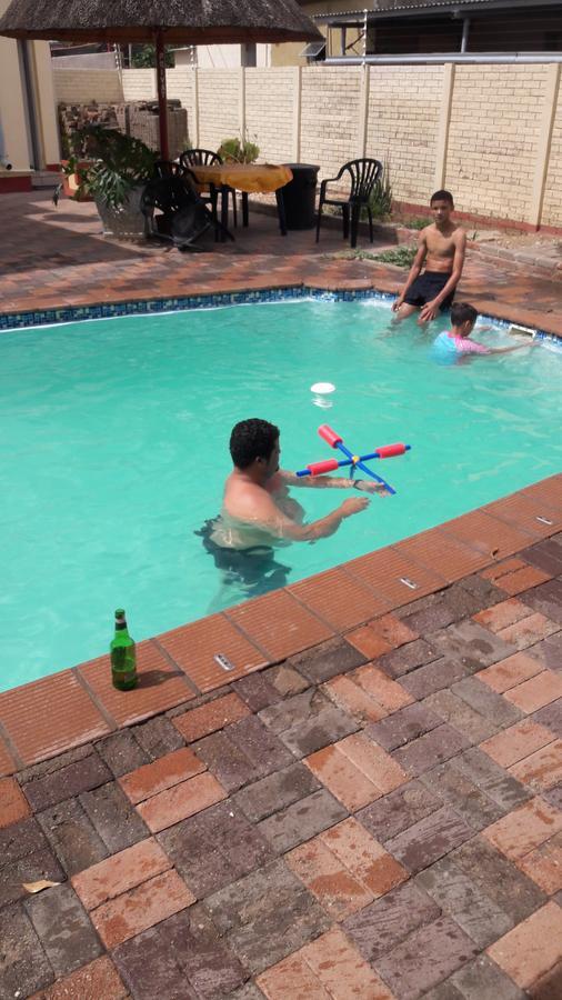 Guesthouse Villa Nina Okahandja Luaran gambar